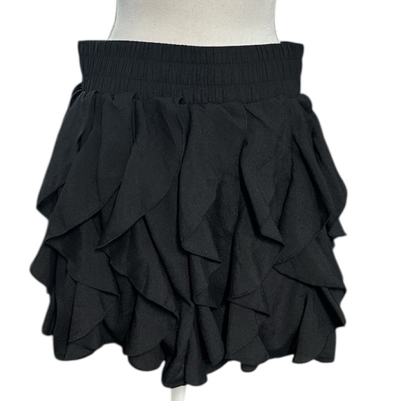 NWT- Wet Seal Black Ruffled Mini Skirt Size XL - Picture 1 of 6